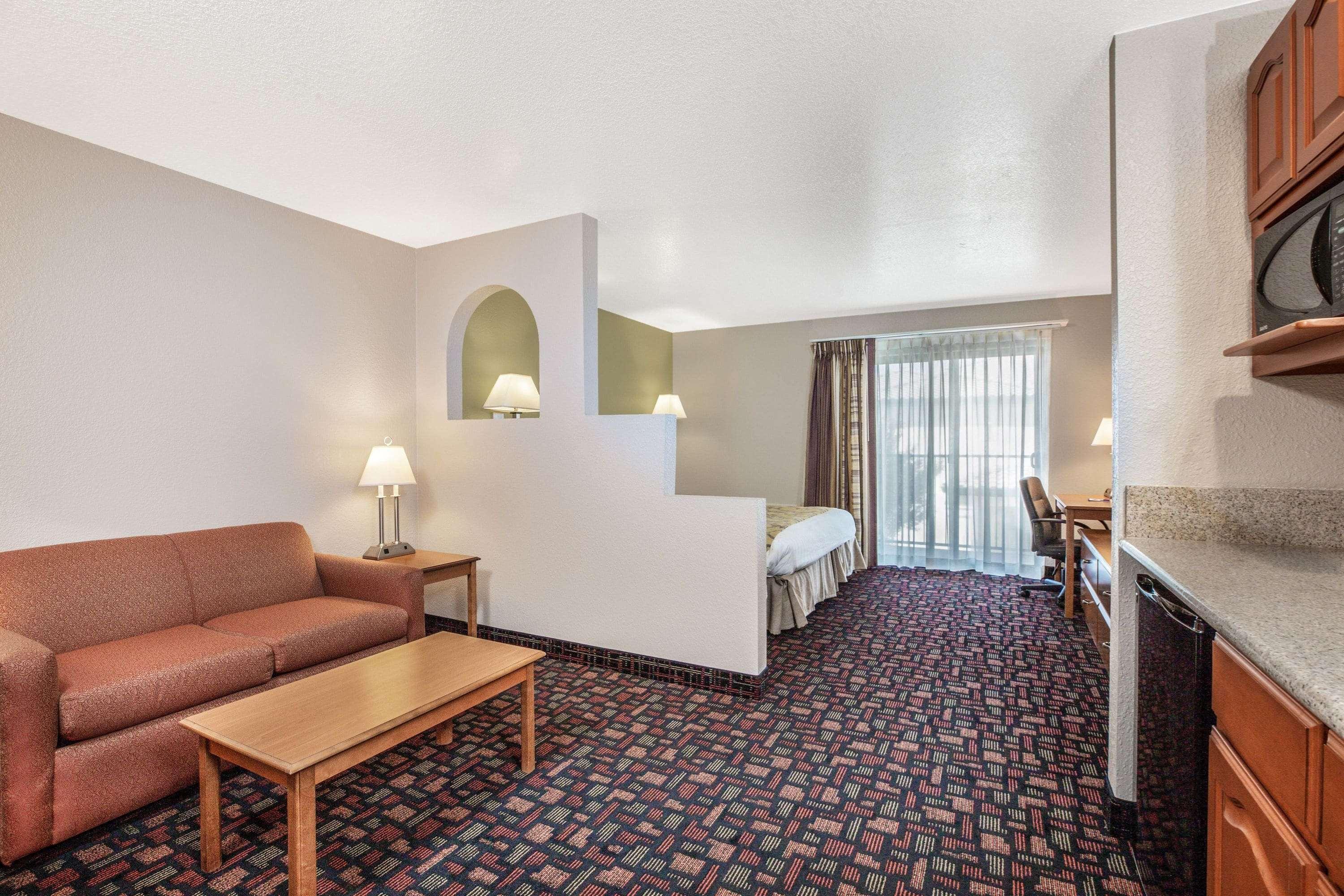 Hotel Baymont By Wyndham Tehachapi Exterior foto